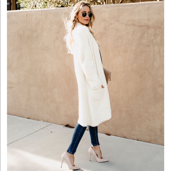 KRISTINE Fuzzy Oversized Long Cardigan - Picture 5 of 8